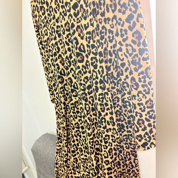 MANGO animal print never worn wrap dress size M - Picture 2 of 2